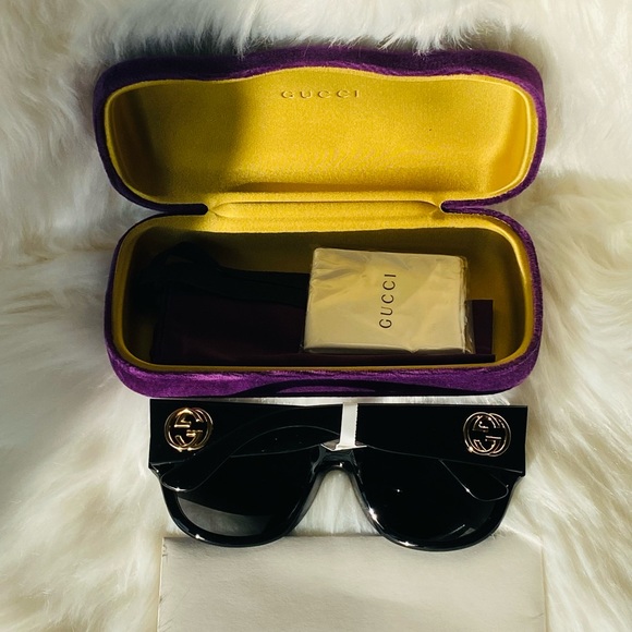 Gucci Square Black Sunglasses - Picture 5 of 13